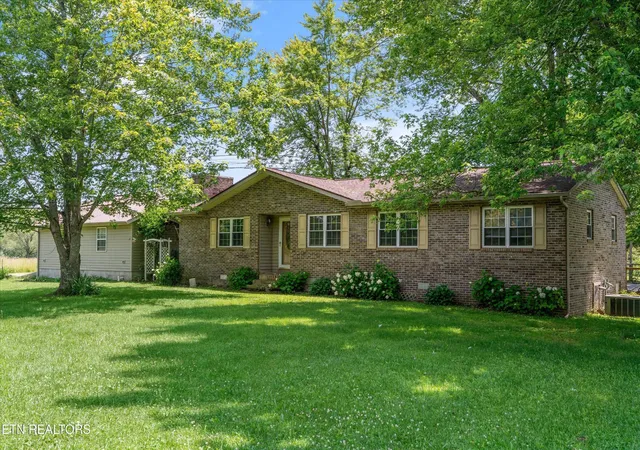 1st image of 9438 Morgan County Hwy, Sunbright, TN 37872 | MLS# 3304473