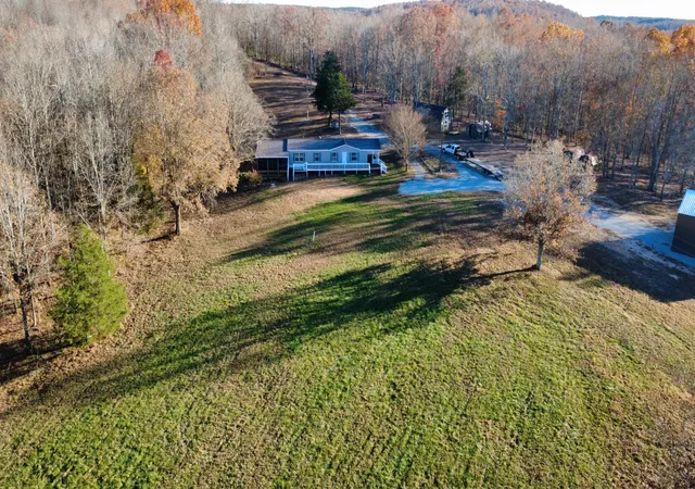 Photo 3 of Manufactured home for sale at 298 Leonard Jackson Rd, Waynesboro, TN 38485 | MLS# 3050172 | Listing updated on 2026-06-02
