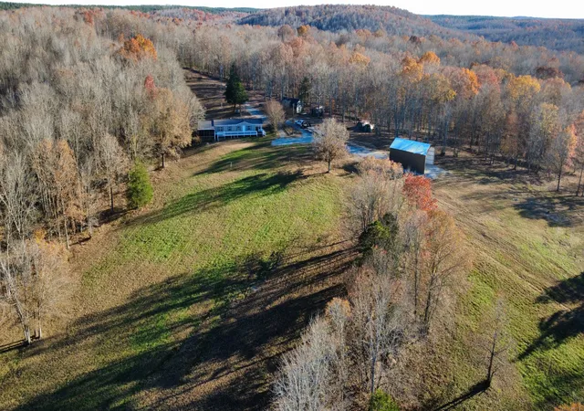 Photo 3 of Manufactured home for sale at 298 Leonard Jackson Rd, Waynesboro, TN 38485 | MLS# 3050172 | Listing updated on 2026-06-02