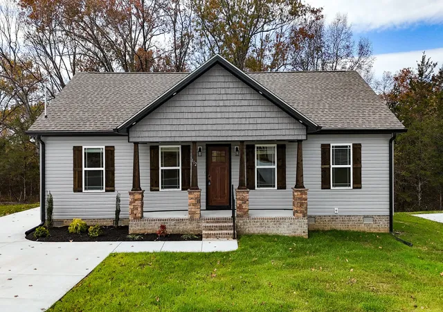 Homes for sale in Shelbyville, TN | 112 Demombreum Circle, Shelbyville, TN 37160 | MLS# 3049204