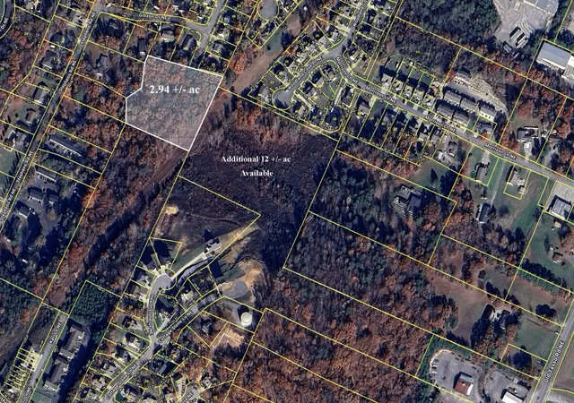 Photo 3 of Sale Pending at 3800 Gibson Dr Ne, Cleveland, TN 37312 | MLS# 3224419 | Listing updated on 2026-10-02