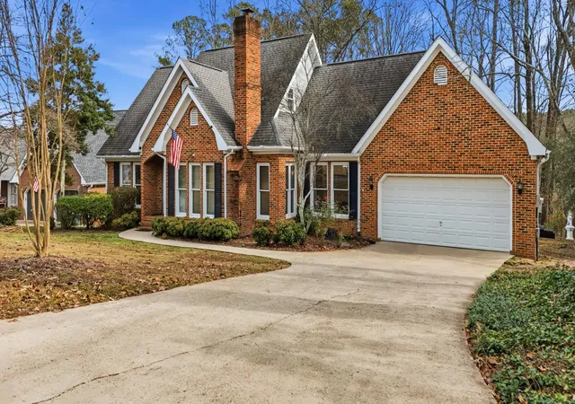 2nd image of 2606 Foxmore Circle, Dalton, GA 30720 | MLS# 3049908