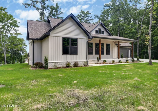 3rd image of 124 Markham Lane, Crossville, TN 38558 | MLS# 3049914