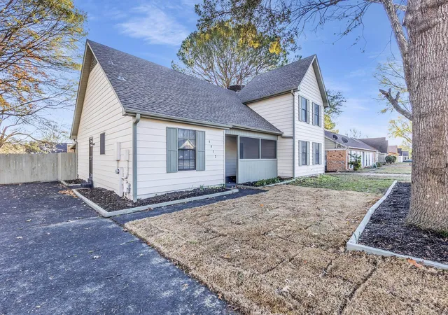 Photo 3 of Single family home for sale at 4612 Hl Gail Dr, Memphis, TN 38141 | MLS# 3049952 | Listing updated on 2025-12-01