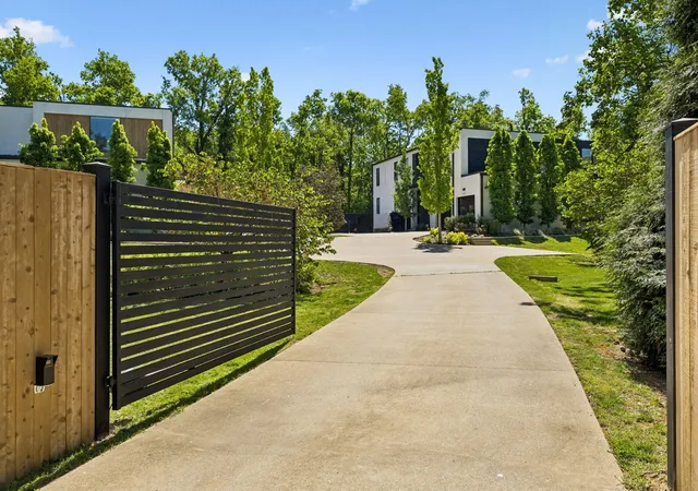 3rd image of 5432 Granny White Pike, Brentwood, TN 37027 | MLS# 3331277