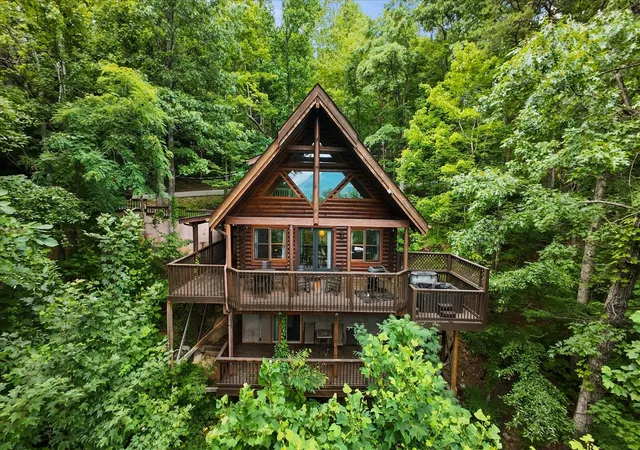 4th image of 945 Scenic Trl, Gatlinburg, TN 37738 | MLS# 3050152