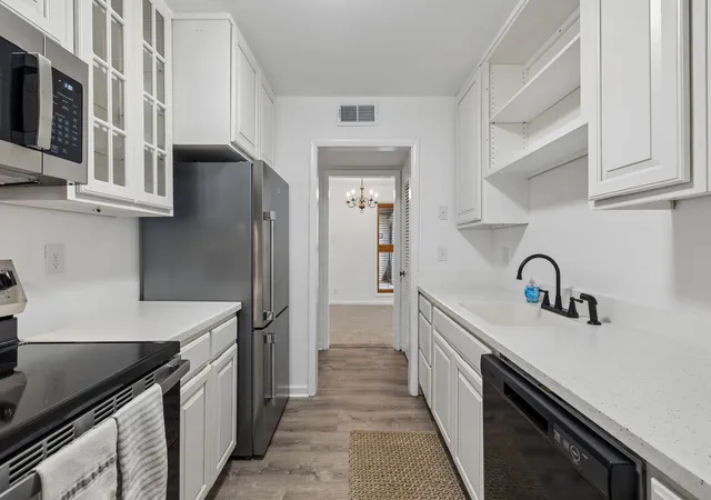 1st image of 2116 Hobbs Rd #N-11, Nashville, TN 37215 | MLS# 3167225