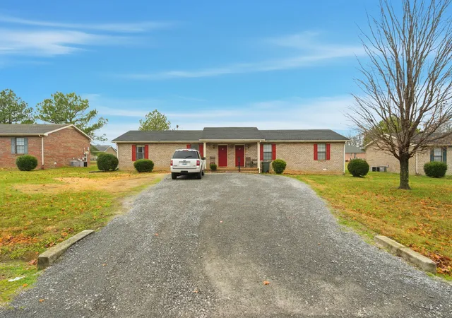 1st image of 109 Gayla Ct, Portland, TN 37148 | MLS# 3066433