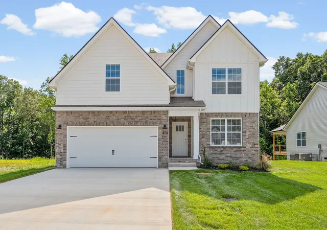 Photo 3 of Single family home for sale at 612 Willow Park Dr, Clarksville, TN 37043 | MLS# 3051924 | Listing updated on 2026-08-20