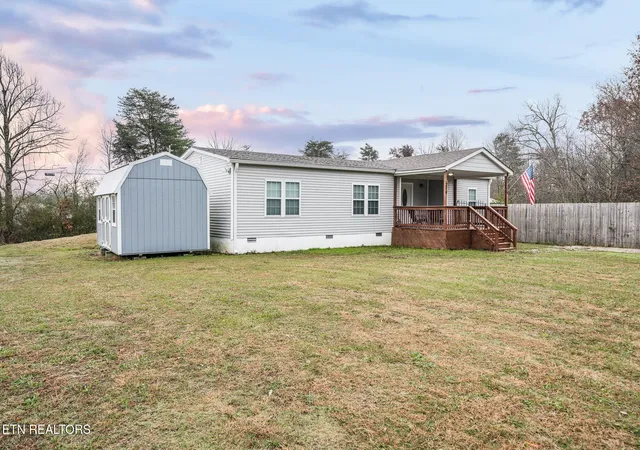 Homes for sale in Crossville, TN | 219 N Lowe Rd, Crossville, TN 38571 | MLS# 3054574