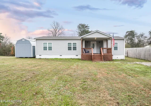 Homes for sale in Crossville, TN | 219 N Lowe Rd, Crossville, TN 38571 | MLS# 3054574