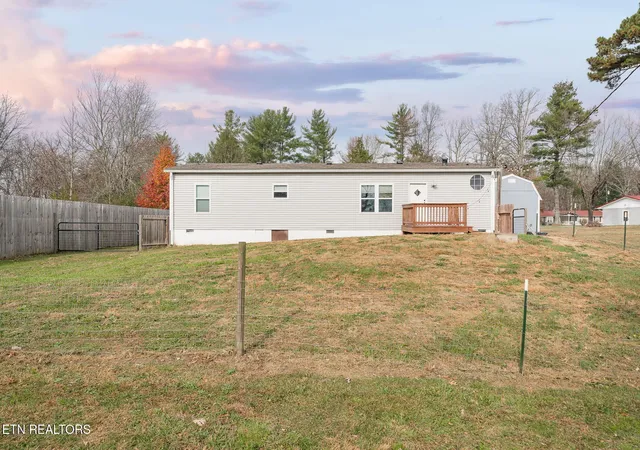 Homes for sale in Crossville, TN | 219 N Lowe Rd, Crossville, TN 38571 | MLS# 3054574