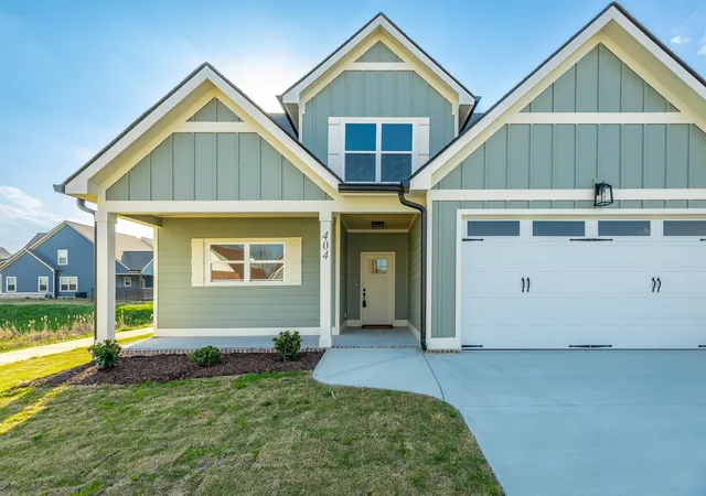 Photo 3 of Single family home for sale at 404 Willow Grv Ct, Ringgold, GA 30736 | MLS# 3050830 | Listing updated on 2026-09-21