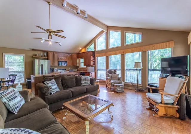 Photo 4 of Single family home for sale at 1720 Point Grand Dr, Savannah, TN 38372 | MLS# 3050888 | Listing updated on 2026-01-14