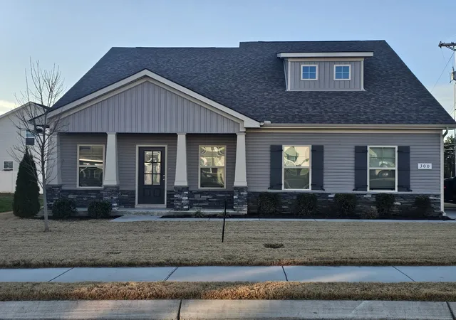 Photo 1 of Single family home for sale at 300 Durum St, Shelbyville, TN 37160 | MLS# 3051329 | Listing updated on 2026-09-13