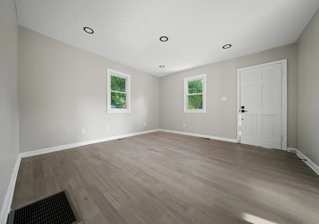 Photo 2 of Single family home for sale at 1435 Litton Ave, Nashville, TN 37216 | MLS# 3051556 | Listing updated on 2026-08-18