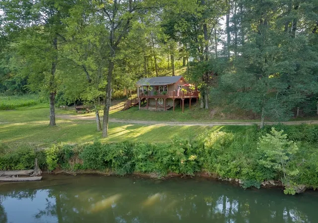 Homes for sale in Iron City, TN | 5725 Wayland Springs Rd, Iron City, TN 38463 | MLS# 3066653