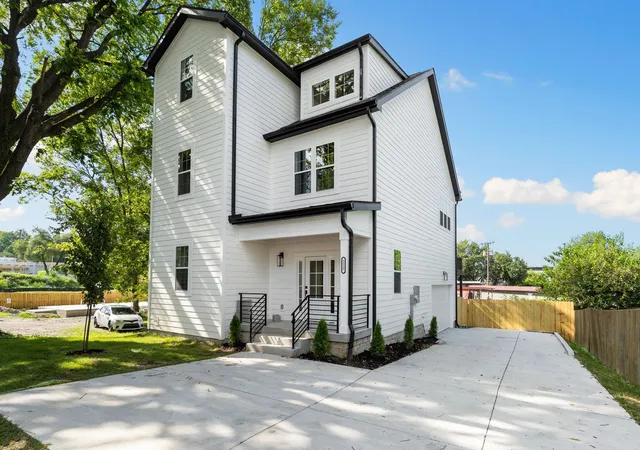Photo 1 of Single family home for sale at 1117b Mcgavock Pike, Nashville, TN 37216 | MLS# 3054367 | Listing updated on 2026-05-25