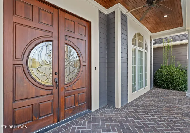 Photo 3 of Single family home for sale at 910 Eagle Nest Dr, Loudon, TN 37774 | MLS# 3544530 | Listing updated on 2026-10-19