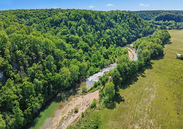Homes for sale in Fairview, TN | 7699 N County Line Rd, Fairview, TN 37062 | MLS# 3147821
