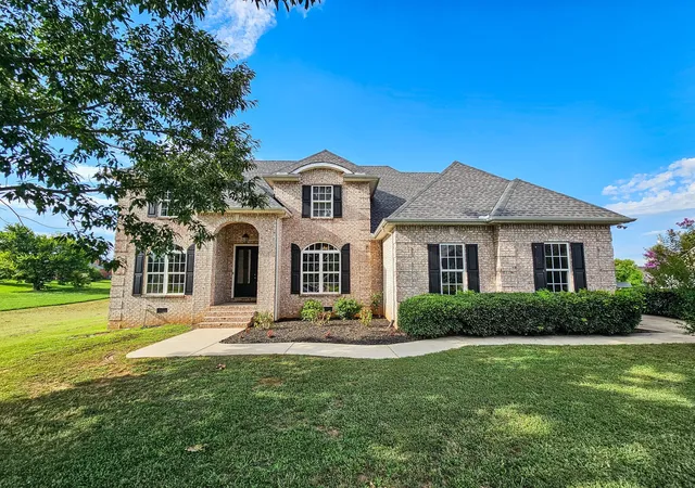 1st image of 105 N Point Cir N, Shelbyville, TN 37160 | MLS# 3072730