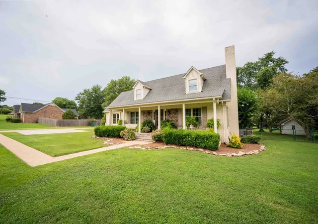 2nd image of 1316 Edgewood Dr S, Pulaski, TN 38478 | MLS# 3058754