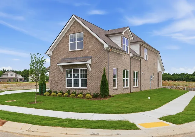 Photo 2 of Single family home for sale at 6733 Bonnafair Dr, Hermitage, TN 37076 | MLS# 3059115 | Listing updated on 2026-06-08