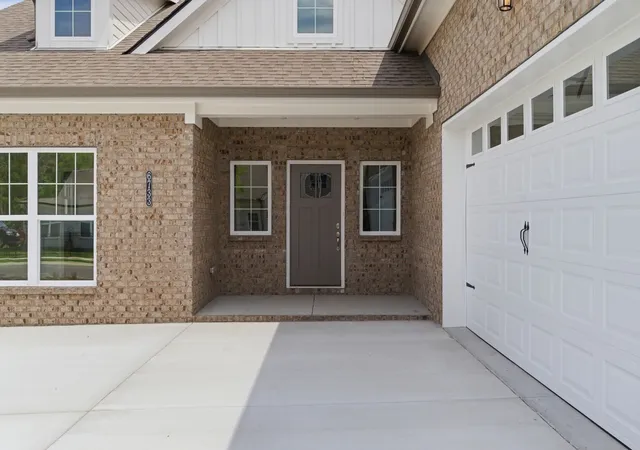 Photo 3 of Single family home for sale at 6733 Bonnafair Dr, Hermitage, TN 37076 | MLS# 3059115 | Listing updated on 2026-06-08