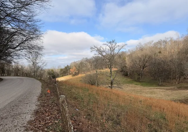 2nd image of 7 Crooked Hill Rd N, Pulaski, TN 38478 | MLS# 3059361