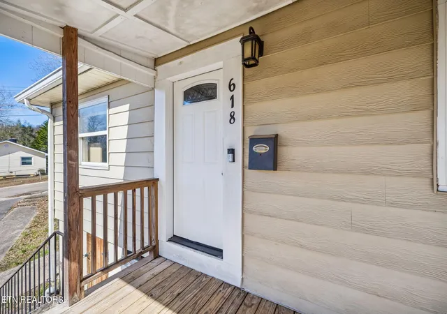 5th image of 618 Pennsylvania Ave, Oak Ridge, TN 37830 | MLS# 3074629