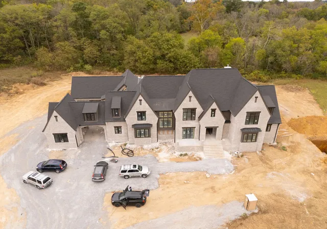Photo 3 of Mansion for sale at 7019 Belcastle Ln, College Grove, TN 37046 | MLS# 3159506 | Listing updated on 2026-10-20