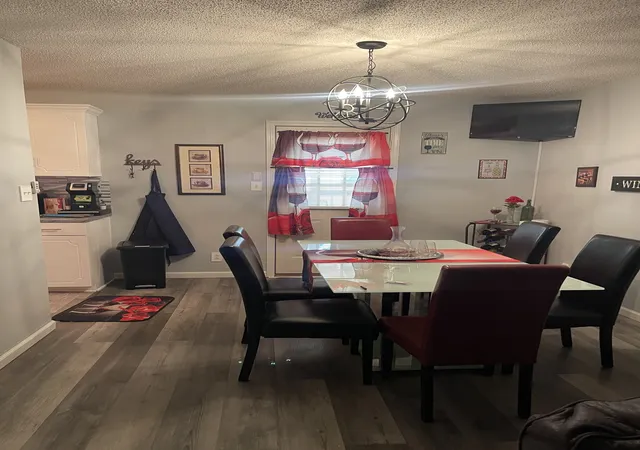 Photo 3 of Single family home for sale at 345 Donna Dr, Clarksville, TN 37042 | MLS# 3061979 | Listing updated on 2026-05-19