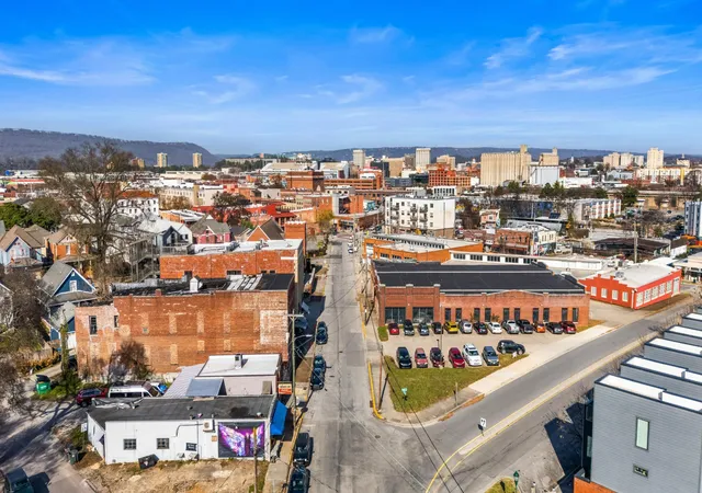 44th image of 1617 Rossville Avenue #3b, Chattanooga, TN 37408 | MLS# 3060683