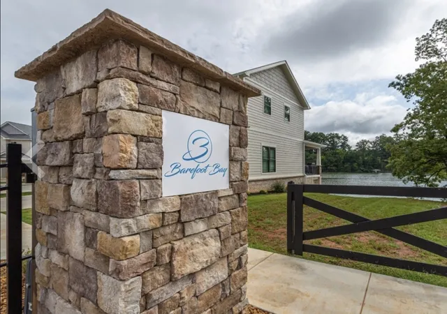 Homes for sale in Winchester, TN | 154 Barefoot Way, Winchester, TN 37398 | MLS# 3173285