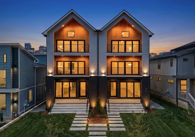 2nd image of 547b Moore Ave, Nashville, TN 37203 | MLS# 3159403