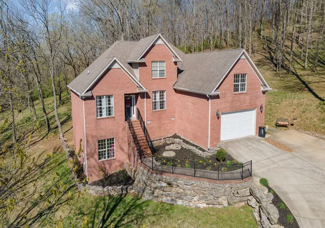 Photo 2 of Single family home for sale at 1604 Becca Ln, Columbia, TN 38401 | MLS# 3061050 | Listing updated on 2025-12-29