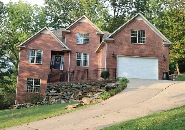 Photo 1 of Single family home for sale at 1604 Becca Ln, Columbia, TN 38401 | MLS# 3061050 | Listing updated on 2025-12-29