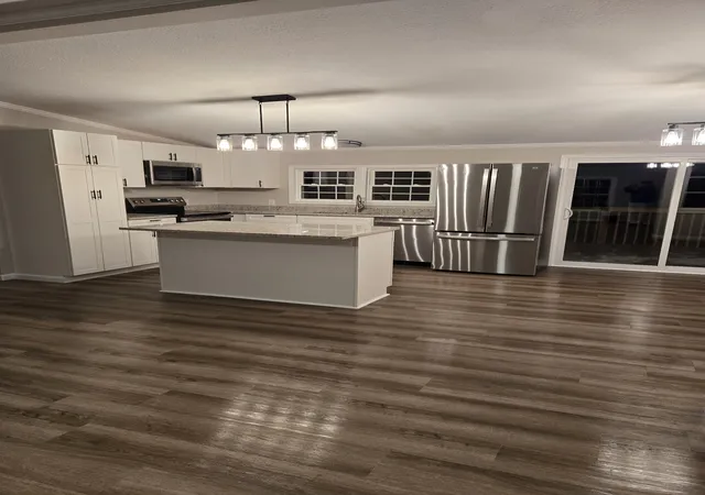 Photo 3 of Manufactured home for sale at 1158 Yellow Crk Rd, Dickson, TN 37055 | MLS# 3069761 | Listing updated on 2026-03-09