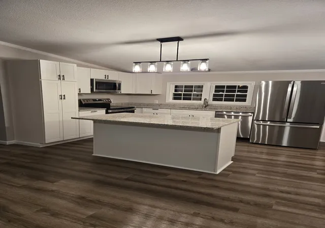 Photo 3 of Manufactured home for sale at 1158 Yellow Crk Rd, Dickson, TN 37055 | MLS# 3069761 | Listing updated on 2026-03-09