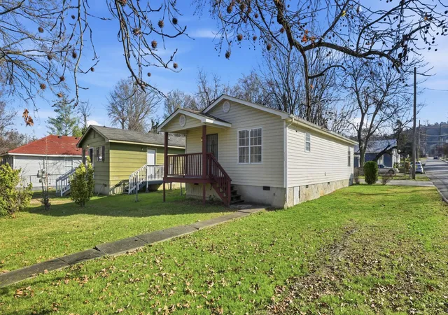 Homes for sale in Chattanooga, TN | 1700 Bradt Street, Chattanooga, TN 37406 | MLS# 3122605