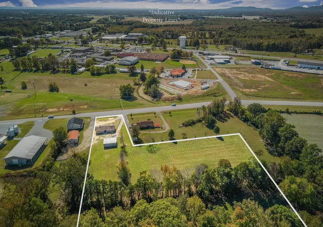2nd image of 411 Allen Ferry Rd, Smithville, TN 37166 | MLS# 3153078