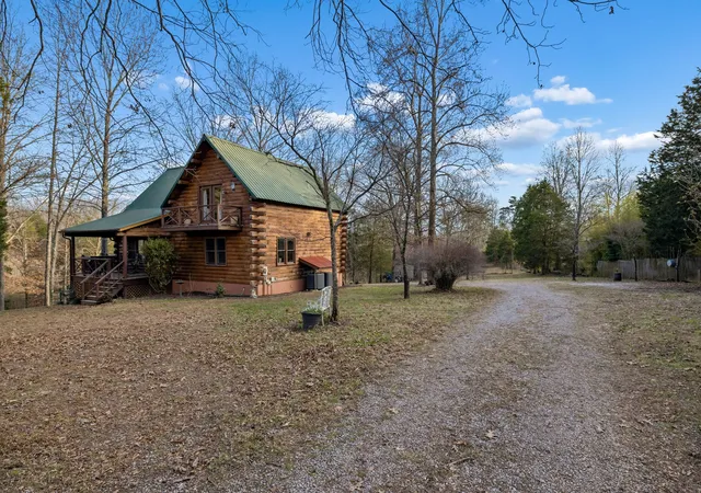 Homes for sale in Lyles, TN | 20151 Ben Fly Rd, Lyles, TN 37098 | MLS# 3061930