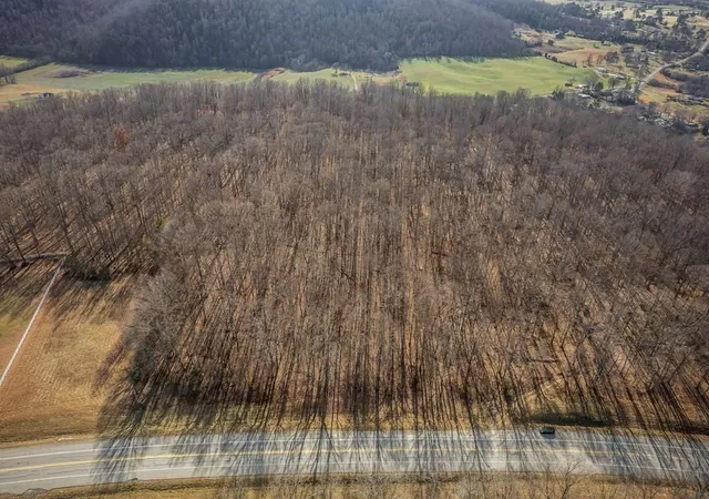 1st image of 0 Crossville Hwy, Sparta, TN 38583 | MLS# 3065056