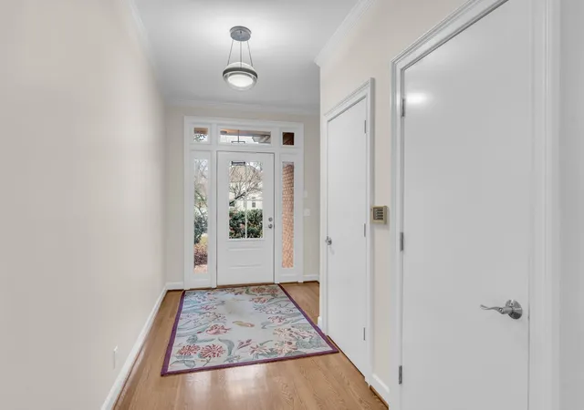 Photo 4 of Single family home for sale at 111 Glendower Ct, Nashville, TN 37204 | MLS# 3067713 | Listing updated on 2025-12-22