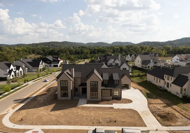 Photo 3 of Mansion for sale at 8107 Turning Point Dr, Brentwood, TN 37027 | MLS# 3546788 | Listing updated on 2026-10-04