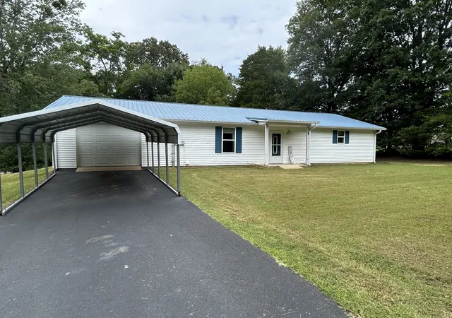 3rd image of 1026 Tom White Rd, Big Sandy, TN 38221 | MLS# 3066246