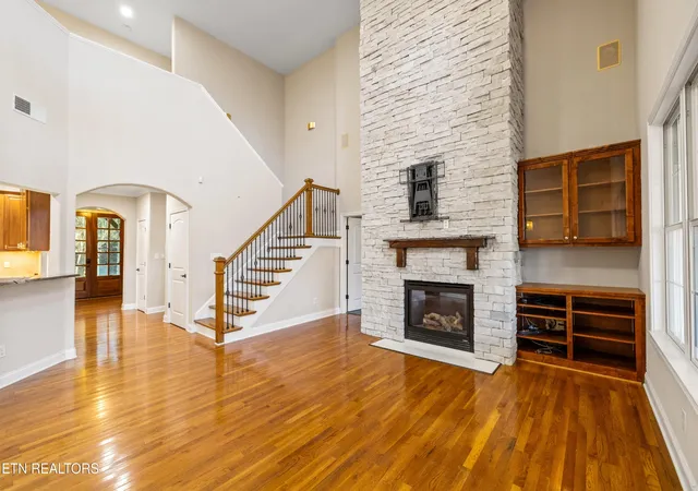 2nd image of 10033 Autumn Valley Ln, Knoxville, TN 37922 | MLS# 3288632
