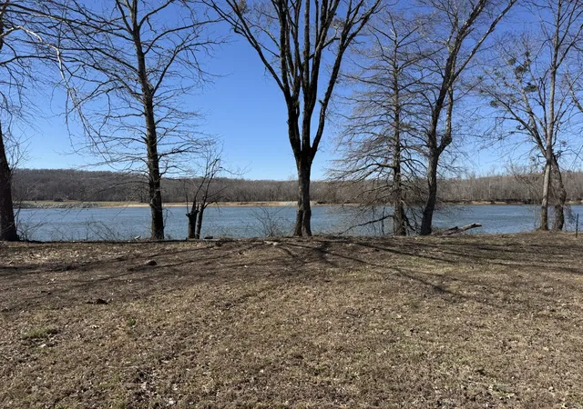 Homes for sale in Clifton, TN | 437 Hardin Bottom Rd, Clifton, TN 38425 | MLS# 3156324