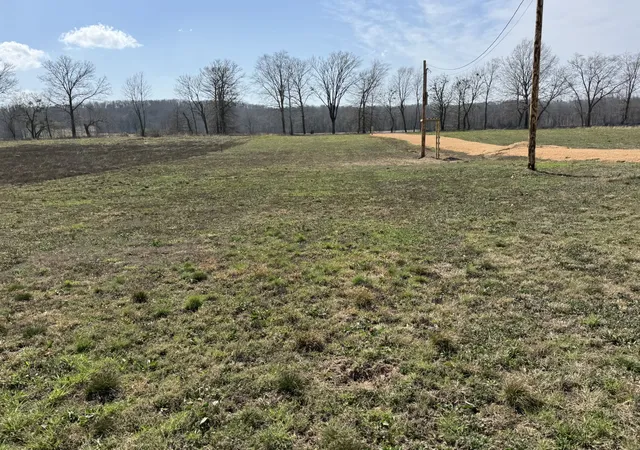 Homes for sale in Clifton, TN | 437 Hardin Bottom Rd, Clifton, TN 38425 | MLS# 3156324