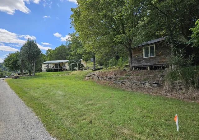 Homes for sale in Pleasant Shade, TN | 81 Carver Hollow Rd, Pleasant Shade, TN 37145 | MLS# 3066468